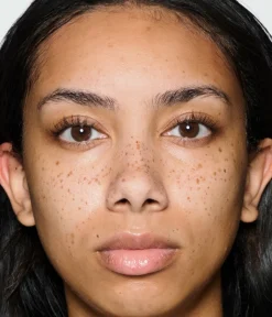 CAIA Cosmetics Foundation<BARE GLOW