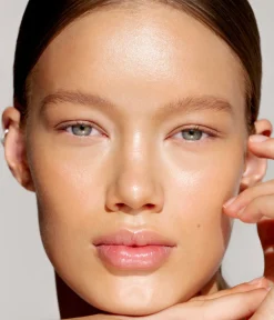 CAIA Cosmetics Foundation<BARE GLOW