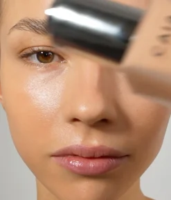 CAIA Cosmetics Serum & Ansiktsolja|Foundation<DEWY DROPS