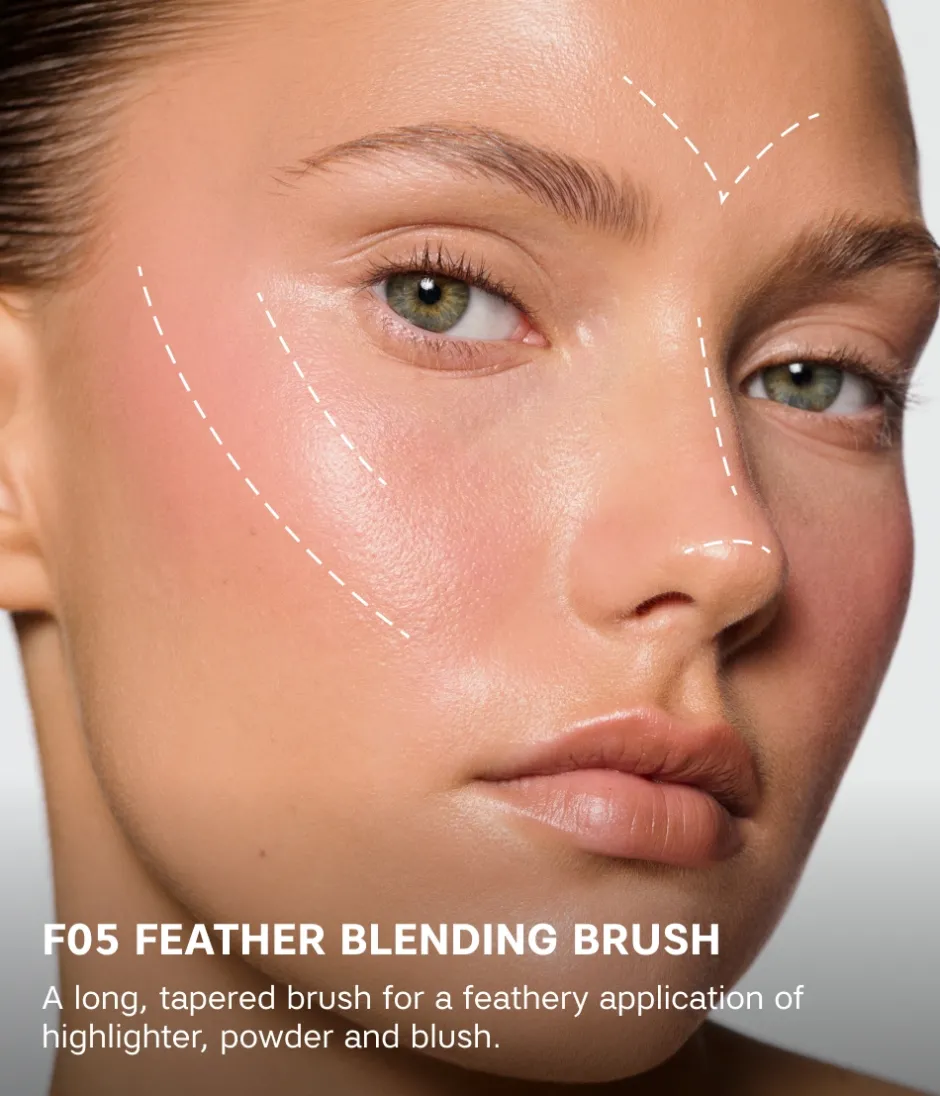 CAIA Cosmetics Sminkborstar|Blush<FEATHER BLENDING BRUSH F05