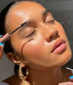 CAIA Cosmetics Ögonbryn<FIXING FIBER BROW GEL