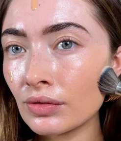 CAIA Cosmetics Foundation<FRONT ROW FOUNDATION