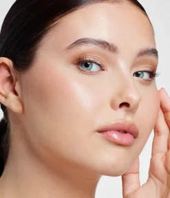 CAIA Cosmetics Foundation<FRONT ROW FOUNDATION