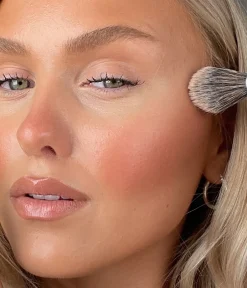 CAIA Cosmetics Highlighter<LIQUID HIGHLIGHTER