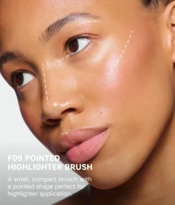 CAIA Cosmetics Sminkborstar|Highlighter<POINTED HIGHLIGHTER BRUSH F09